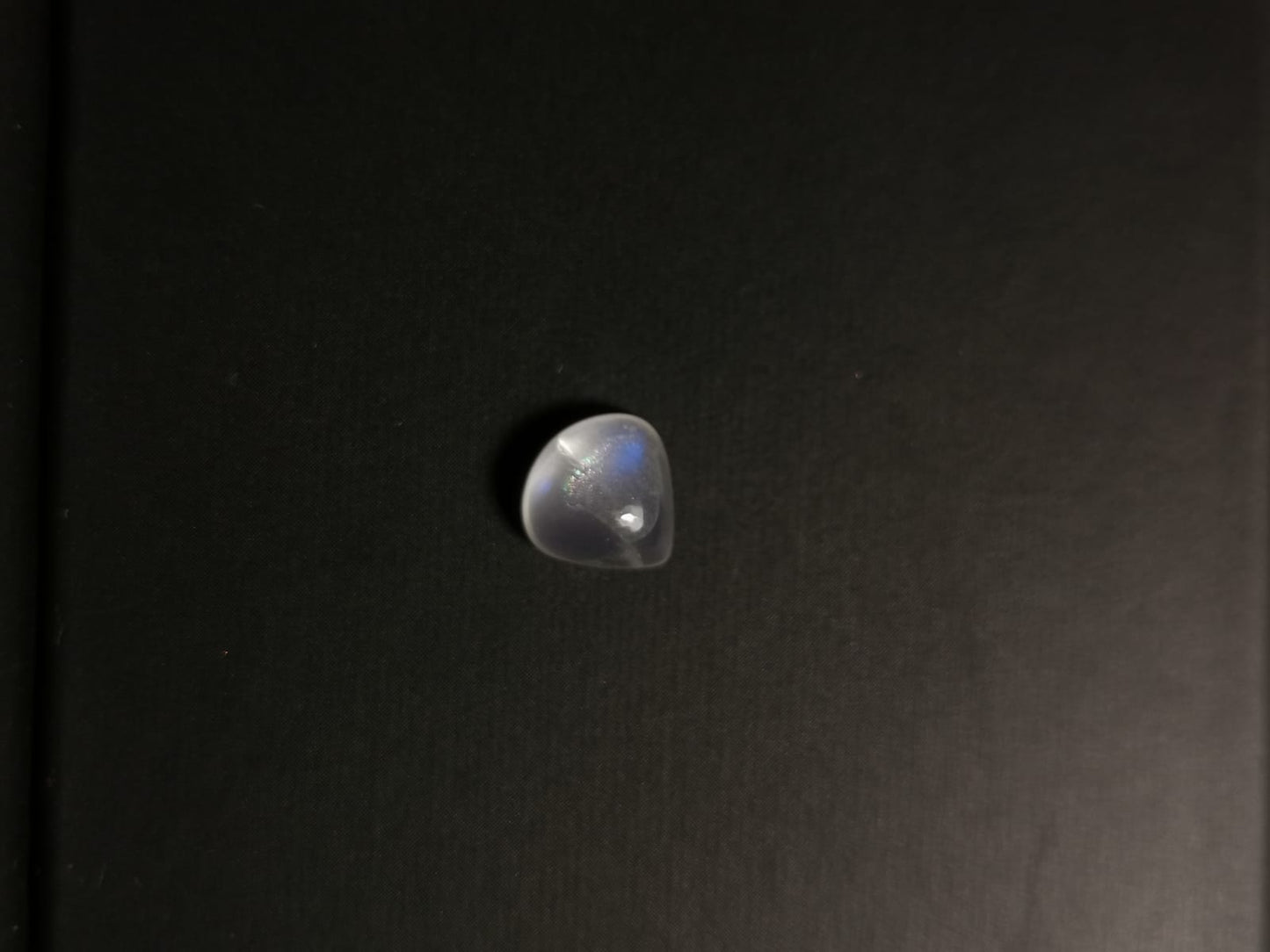 Adularia Pietra di Luna taglio goccia cabochon 1,97 ct