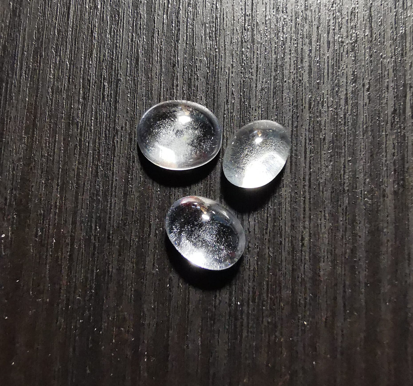 Lotto di tre Acquamarine taglio cabochon 7,71 ct