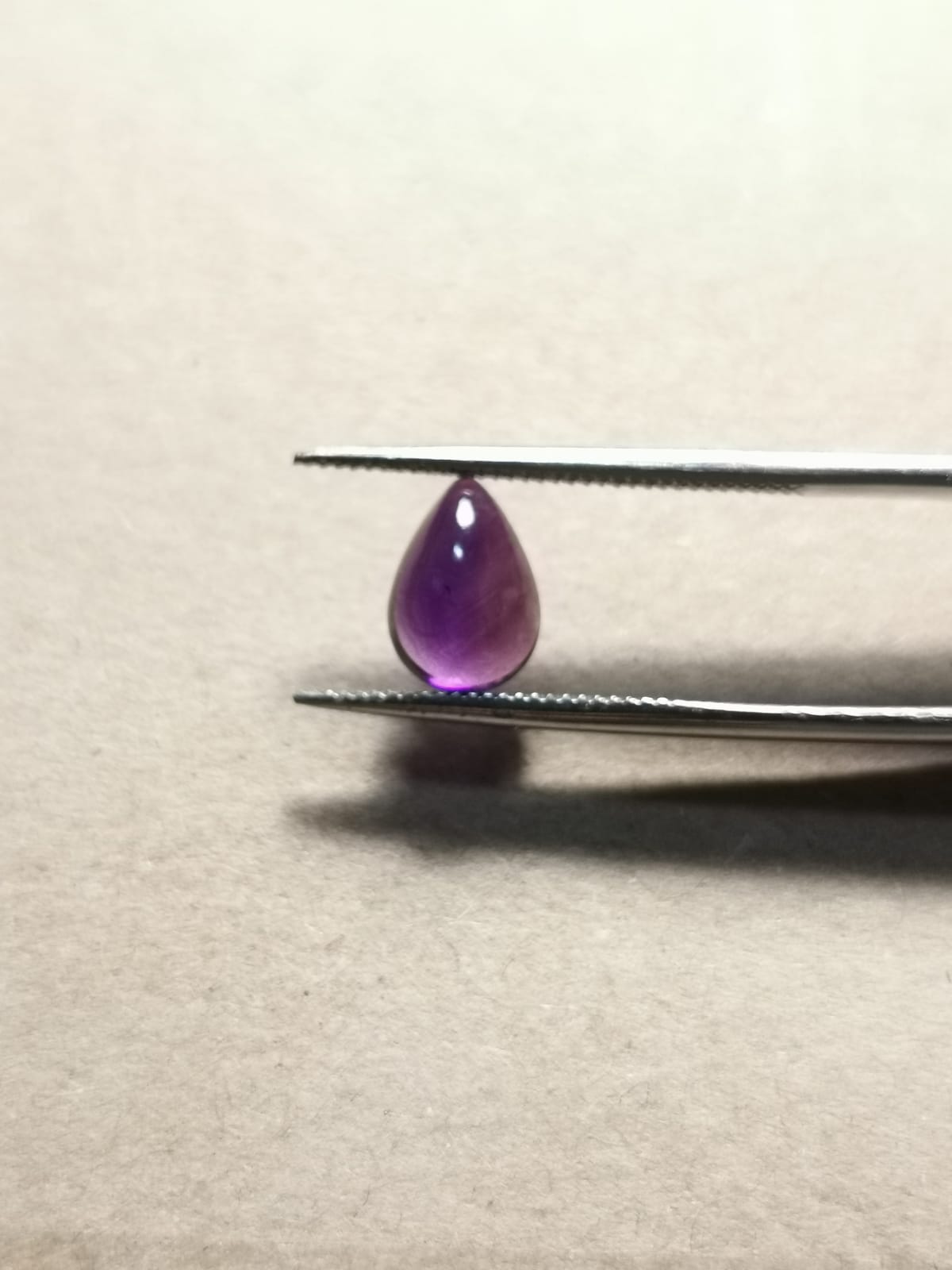 Ametista taglio goccia cabochon 2,01 ct