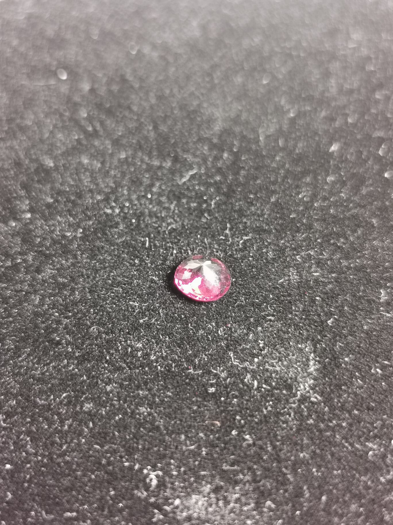 Granato Rodolite taglio ovale, 1,91 ct
