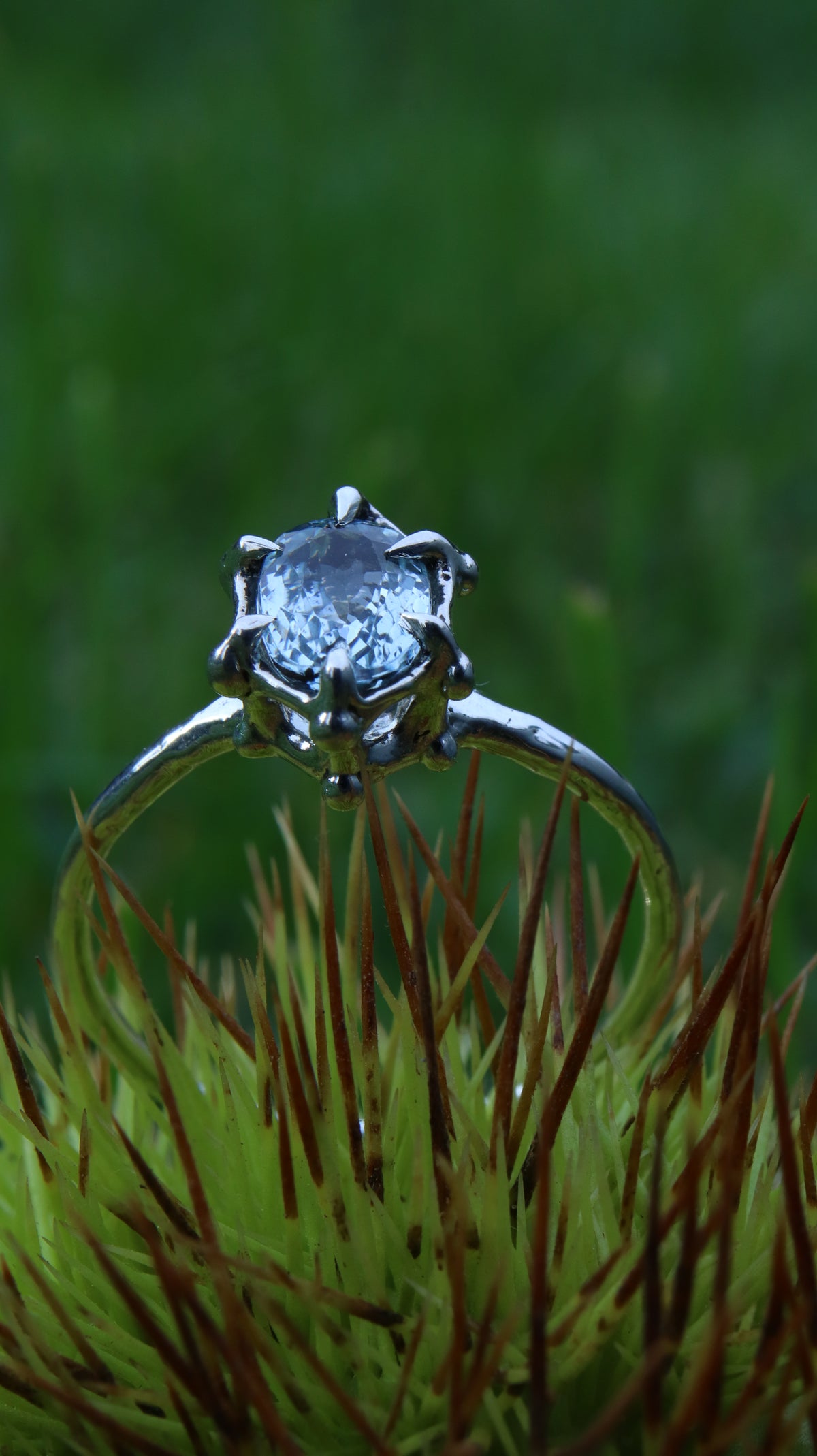 Anello "Granelli" con Acquamarina Ovale