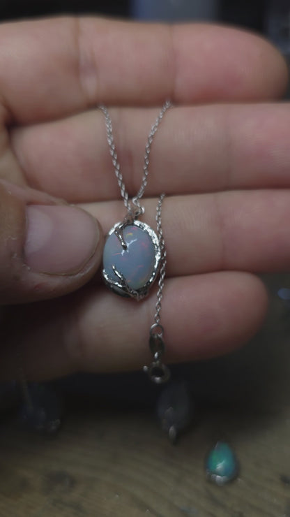 Ciondolo "Radici" con opale etiope cabochon ovale