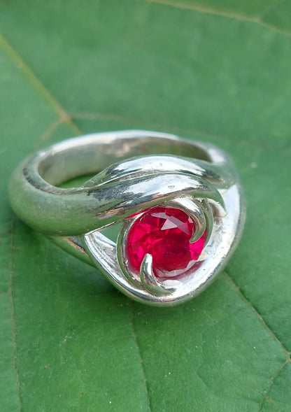 Anello "rampicante" con Rubino (per Maria Cancellara)