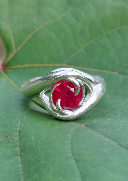 Anello "rampicante" con Rubino (per Maria Cancellara)