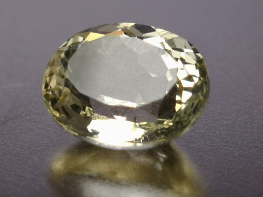 Ialofane taglio ovale 3,27 ct