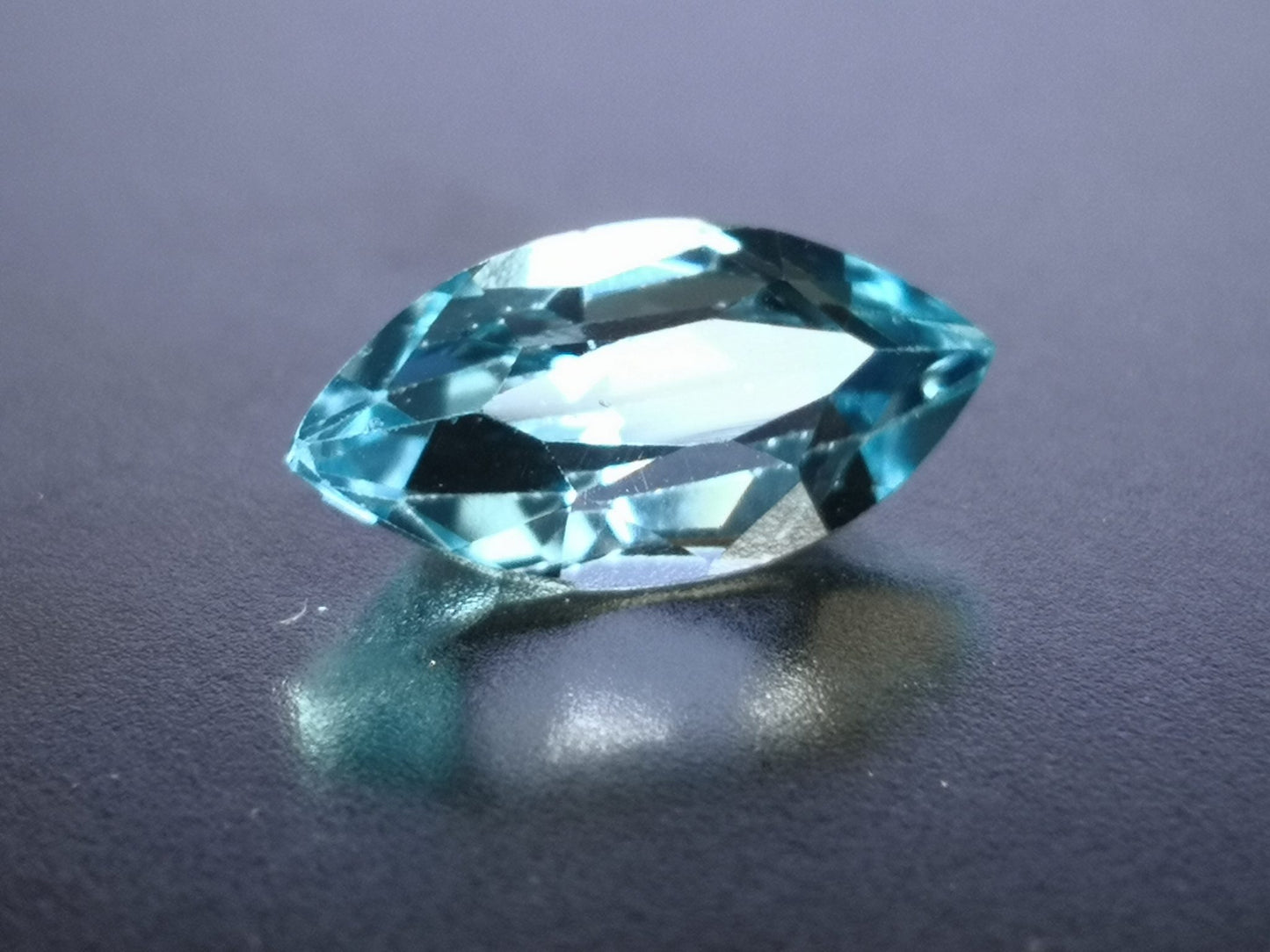 Topazio taglio marquise 2,65 ct