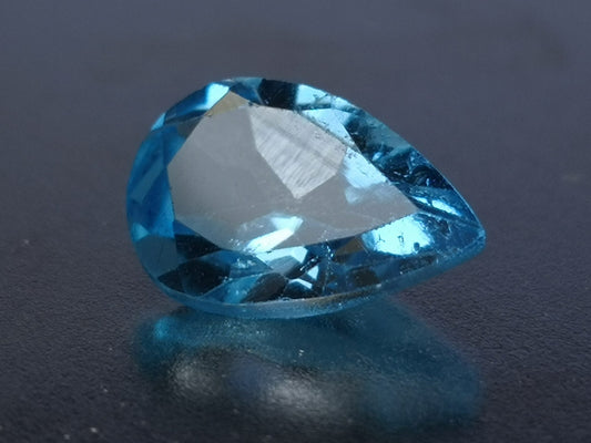 Topazio taglio goccia 1,55 ct