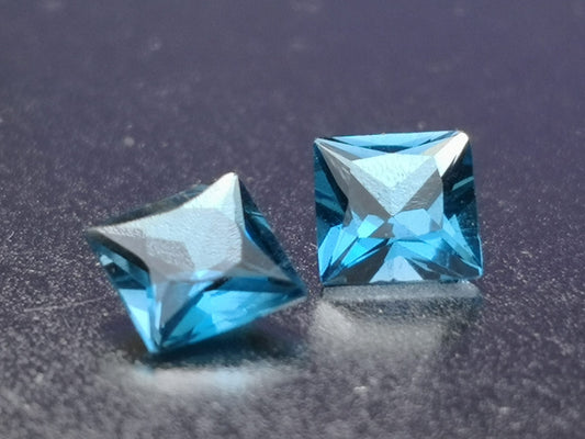 Coppia di topazi taglio princess 0,75 ct