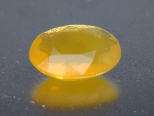 Opale di fuoco taglio ovale 1,10 ct