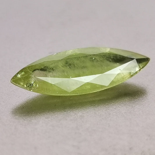 Sfene taglio marquise 2,70 ct