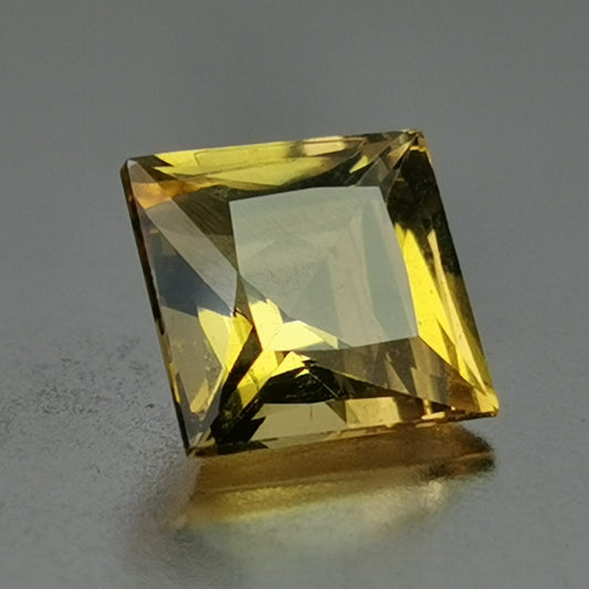 Quarzo Citrino taglio carré quadrato 3,80 ct