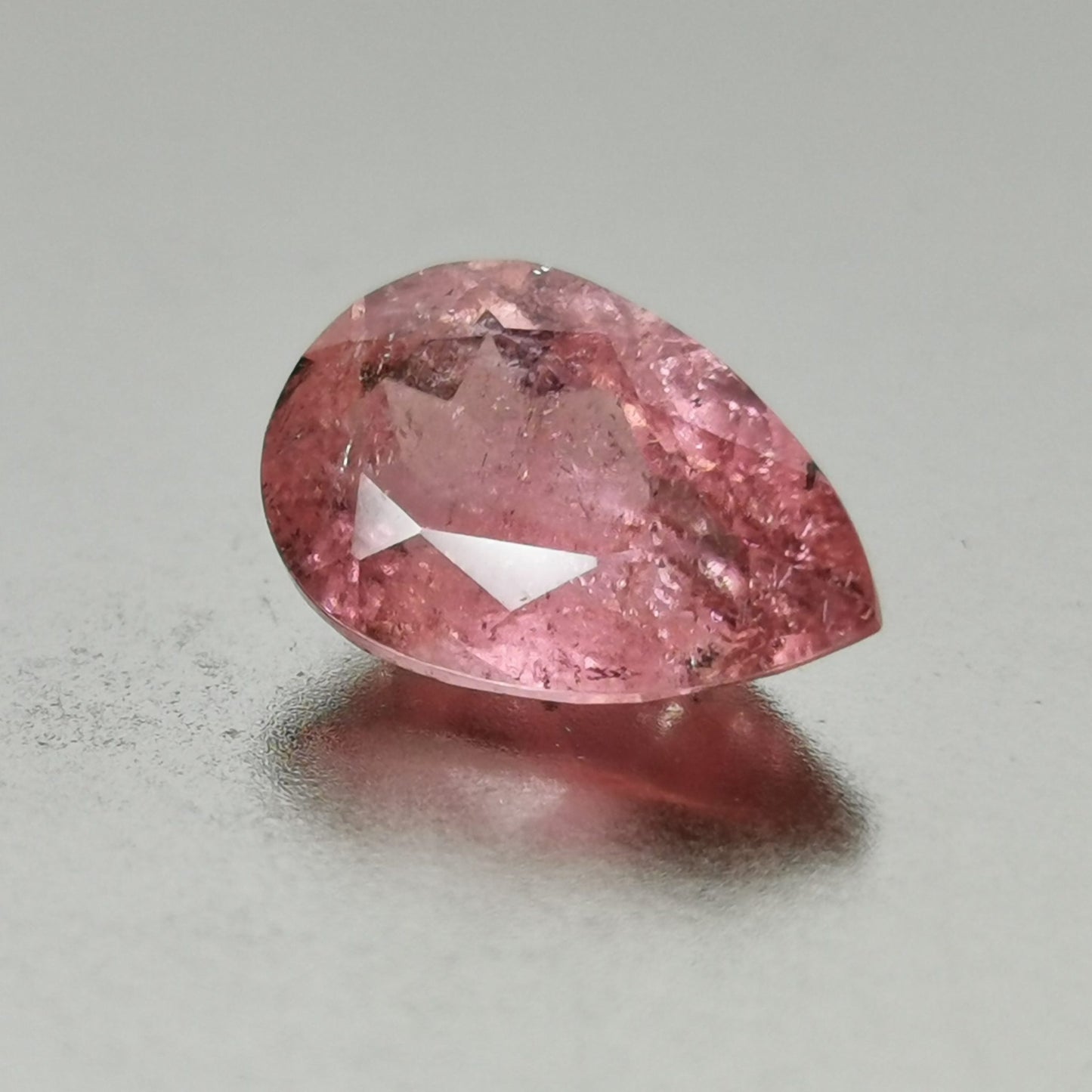 Tormalina taglio goccia 2,70 ct