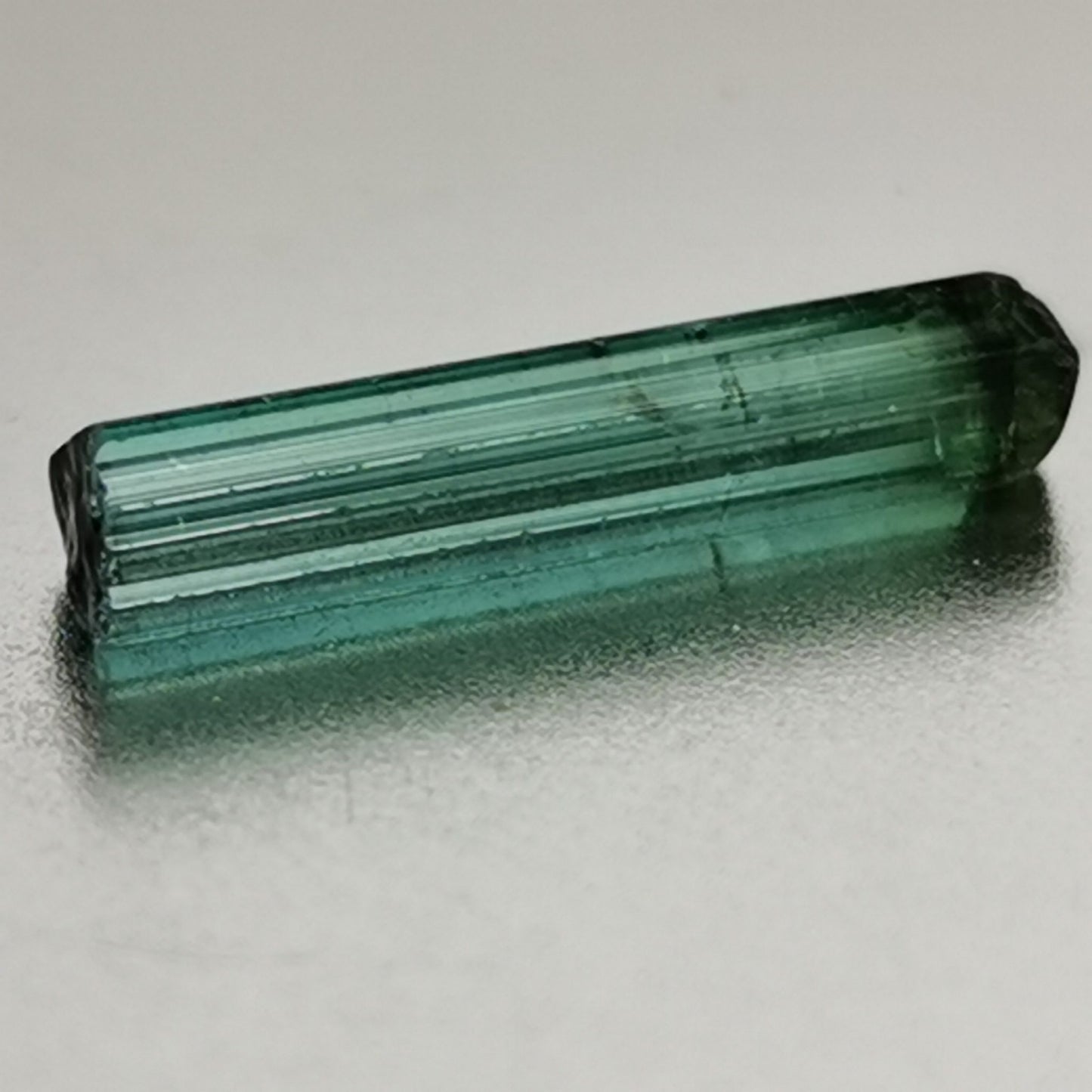 Tormalina grezza 2,85 ct