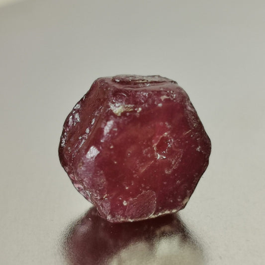 Rubino grezzo 14,90 ct