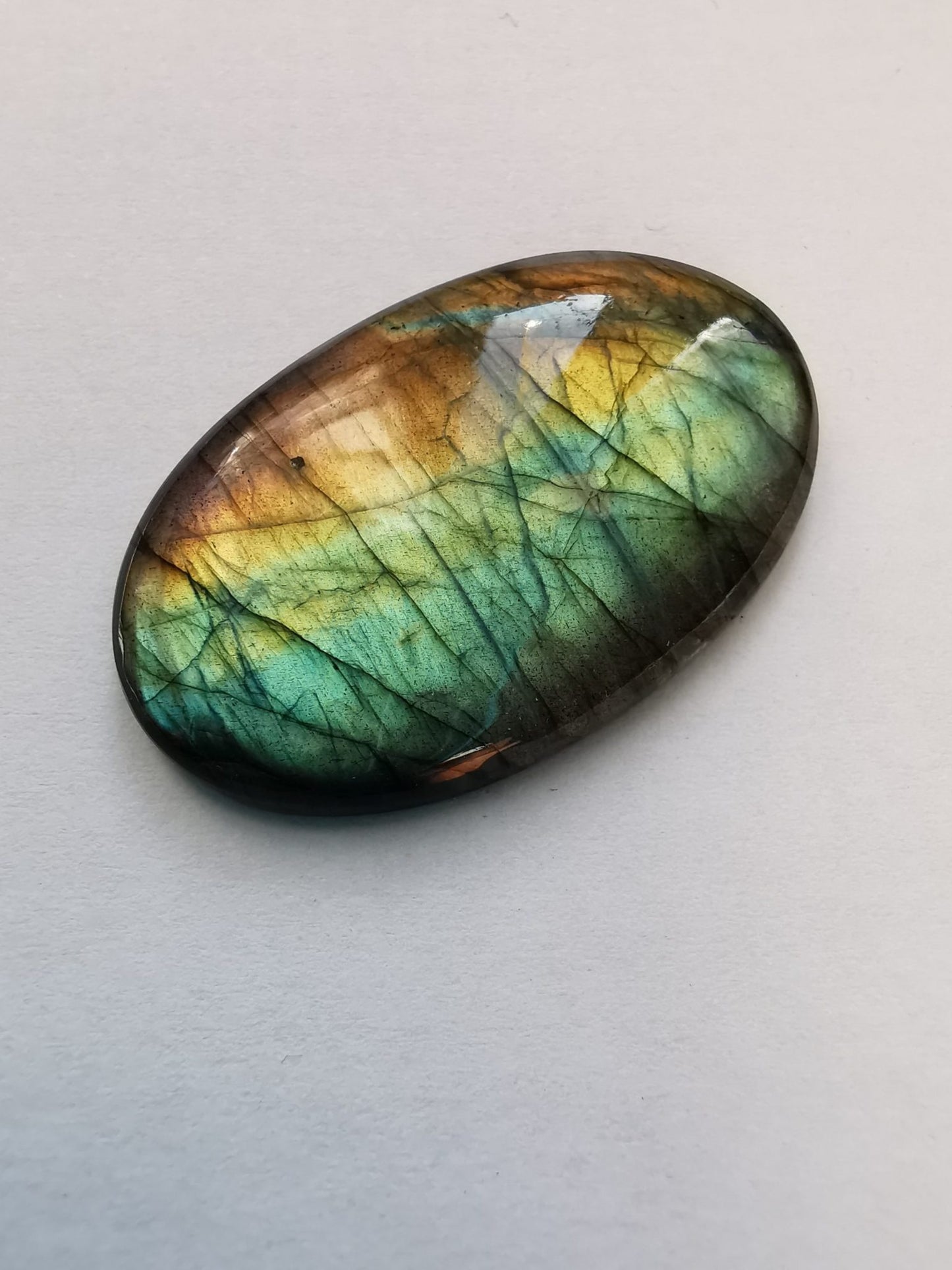 Labradorite taglio ovale cabochon 38,65 ct