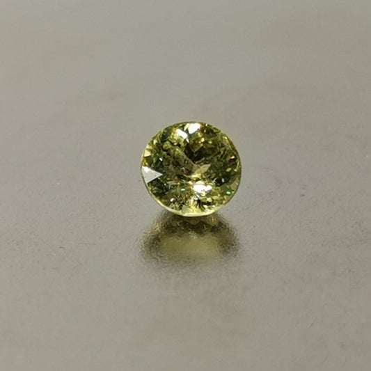 Sfene taglio rotondo 0,50 ct