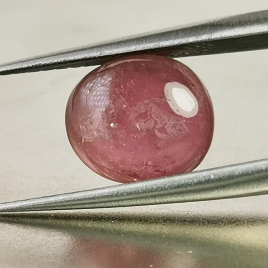 Tormalina taglio rotondo cabochon 3,20 ct