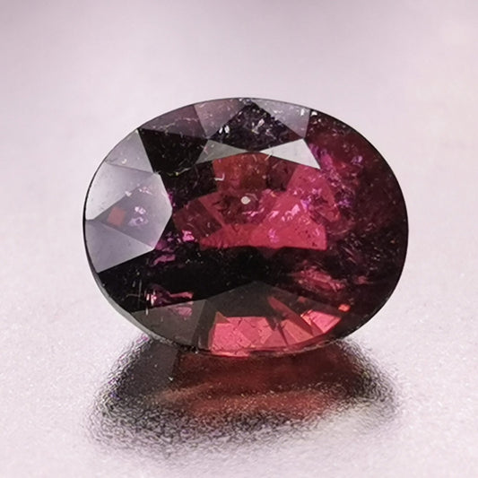 Tormalina taglio ovale 3,90 ct