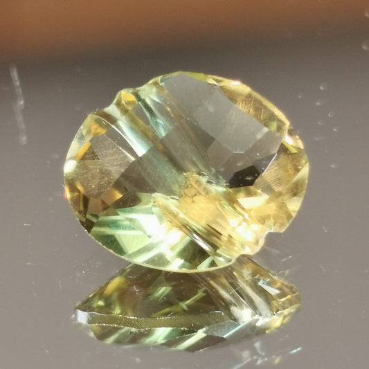 Quarzo Citrino taglio ovale carved 4,17 ct