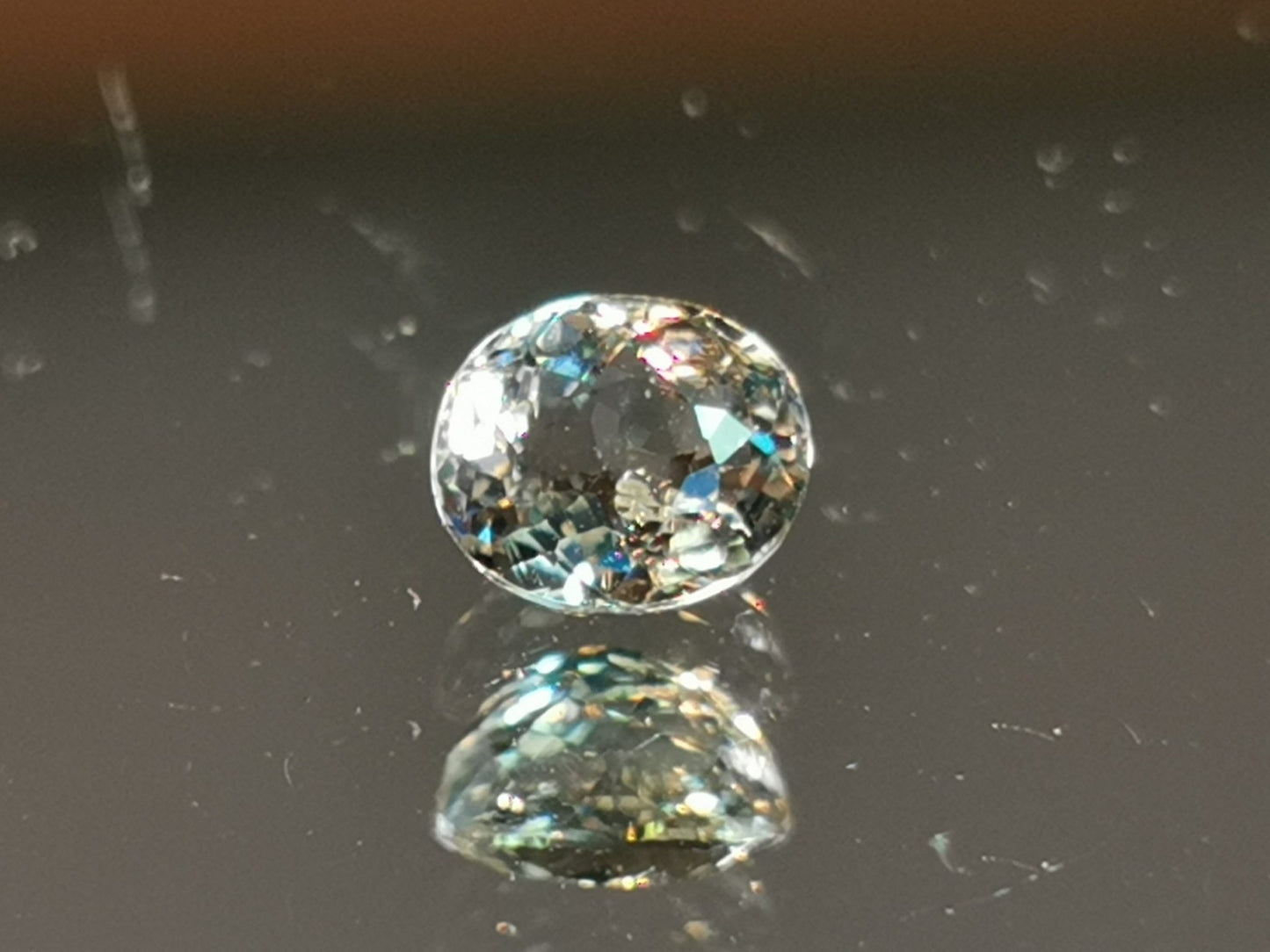 Tormalina taglio ovale 0,87 ct