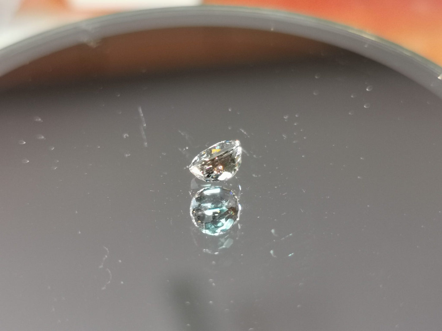 Tormalina taglio ovale 0,87 ct