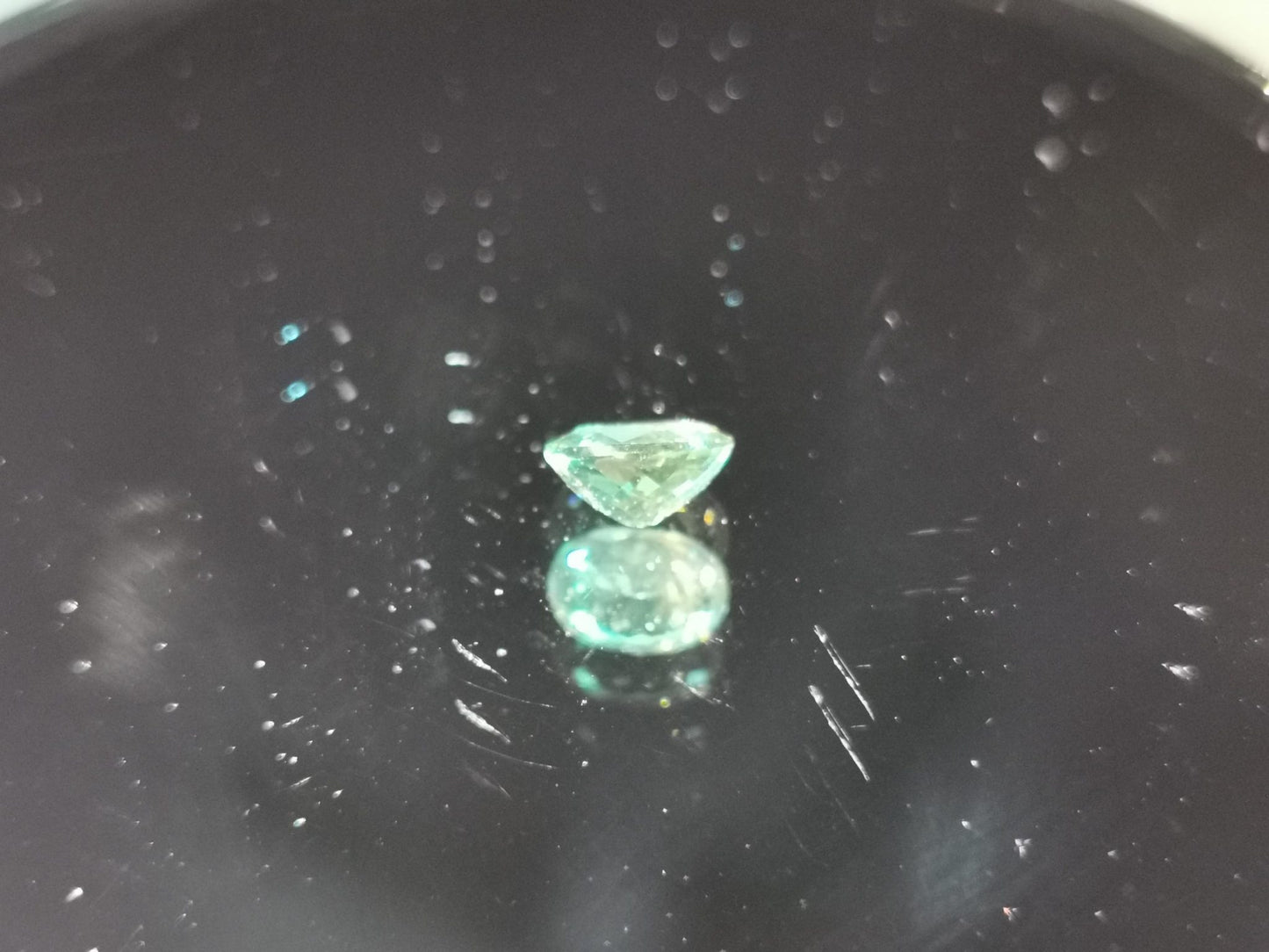 Apatite taglio ovale 0,67 ct