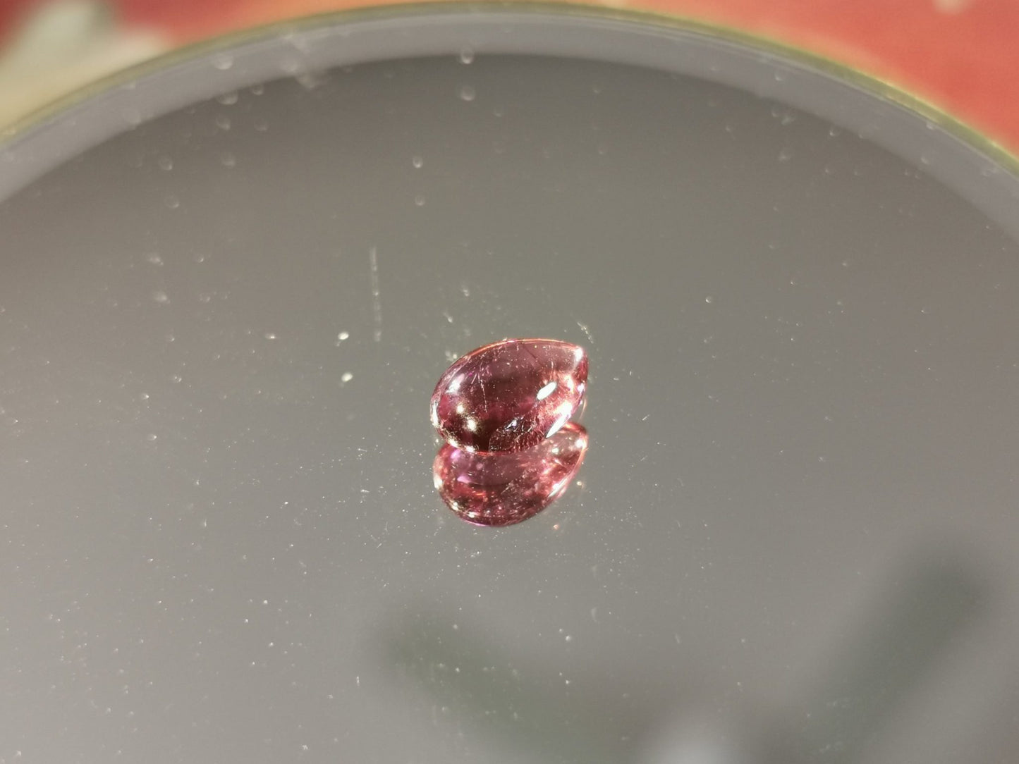 Tormalina taglio goccia cabochon 1,46 ct