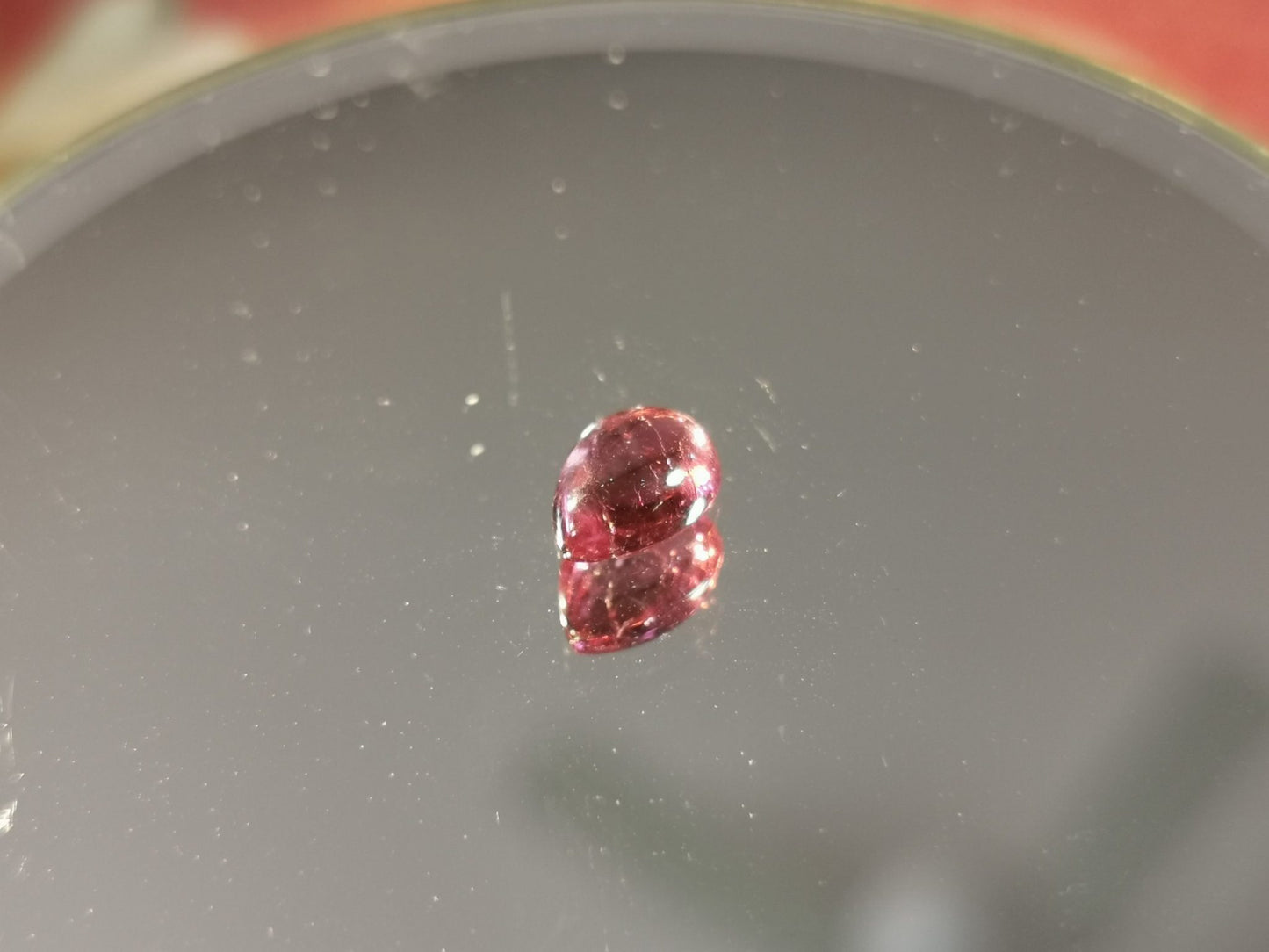 Tormalina taglio goccia cabochon 1,46 ct