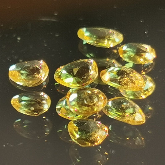 Lotto di 6 Zaffiri giallo taglio rosetta forma fancy 0,78 ct totali