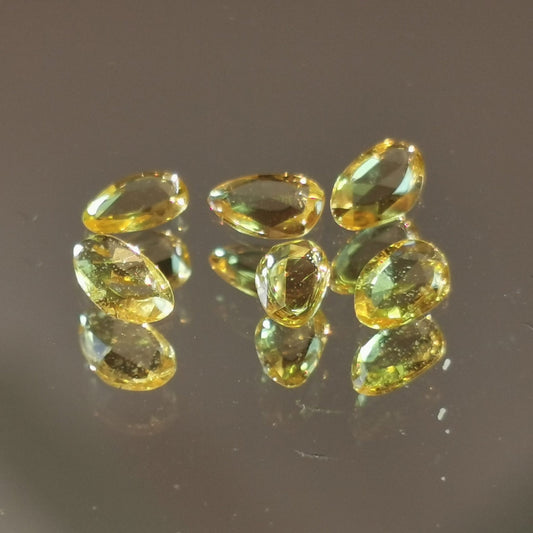 Lotto di 6 Zaffiri giallo taglio rosetta forma fancy 1,08 ct totali