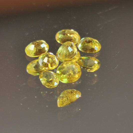 Lotto di 6 Zaffiri giallo taglio ovale 1,35 ct totali