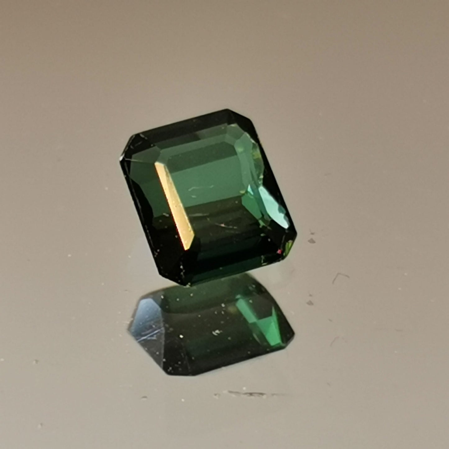 Tormalina taglio ottagonale misto 0,62 ct
