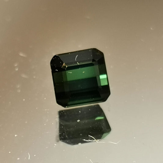 Tormalina taglio ottagonale misto 0,84 ct