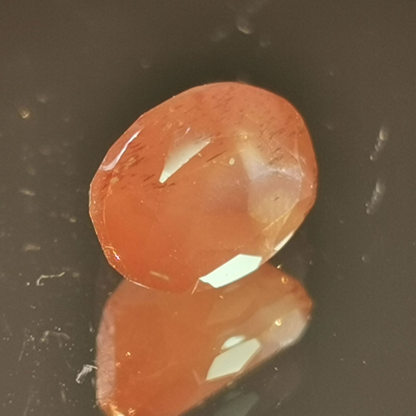 Plagiocalsio taglio ovale 2,35 ct