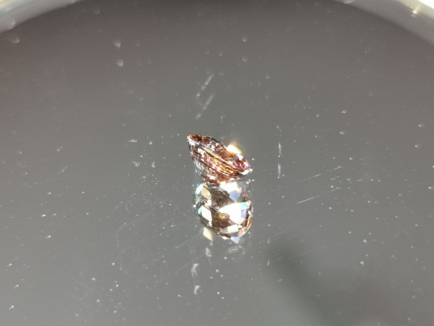 Zircone naturale taglio ovale 0,93 ct