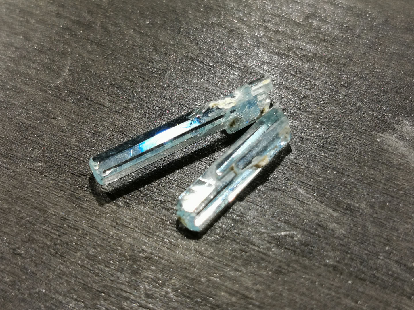 Coppia di Acquamarine grezze 3,66 ct
