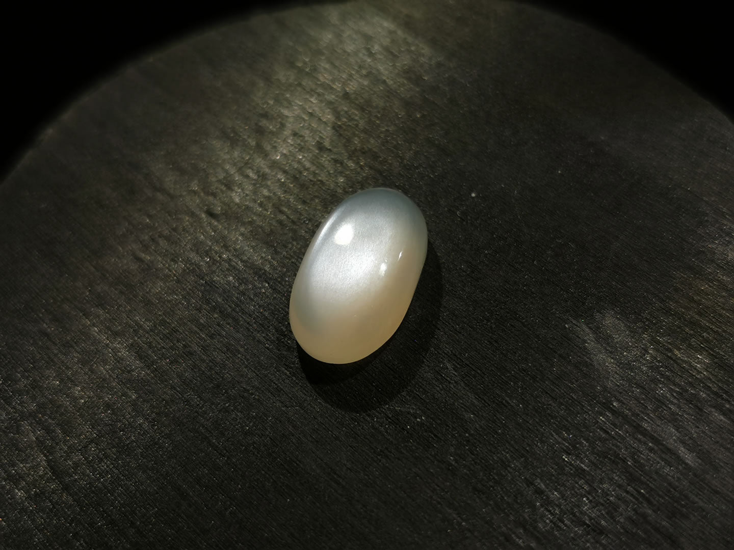 Adularia Pietra di Luna taglio ovale cabochon 8,48 ct
