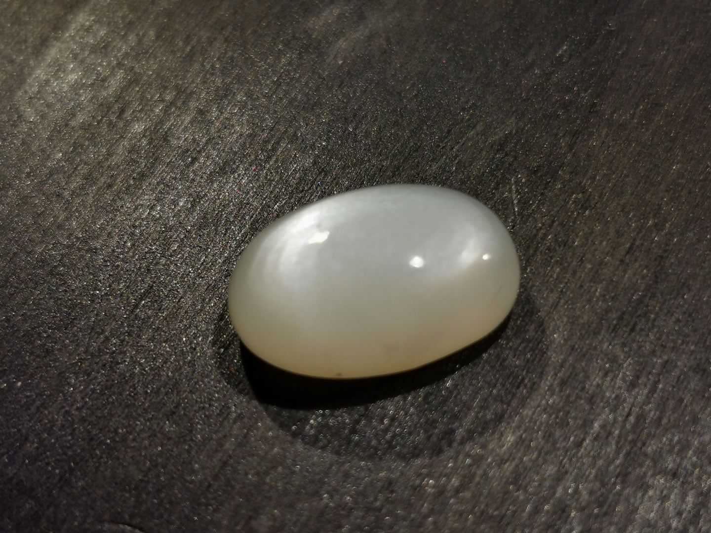 Adularia Pietra di Luna taglio ovale cabochon 9,49 ct