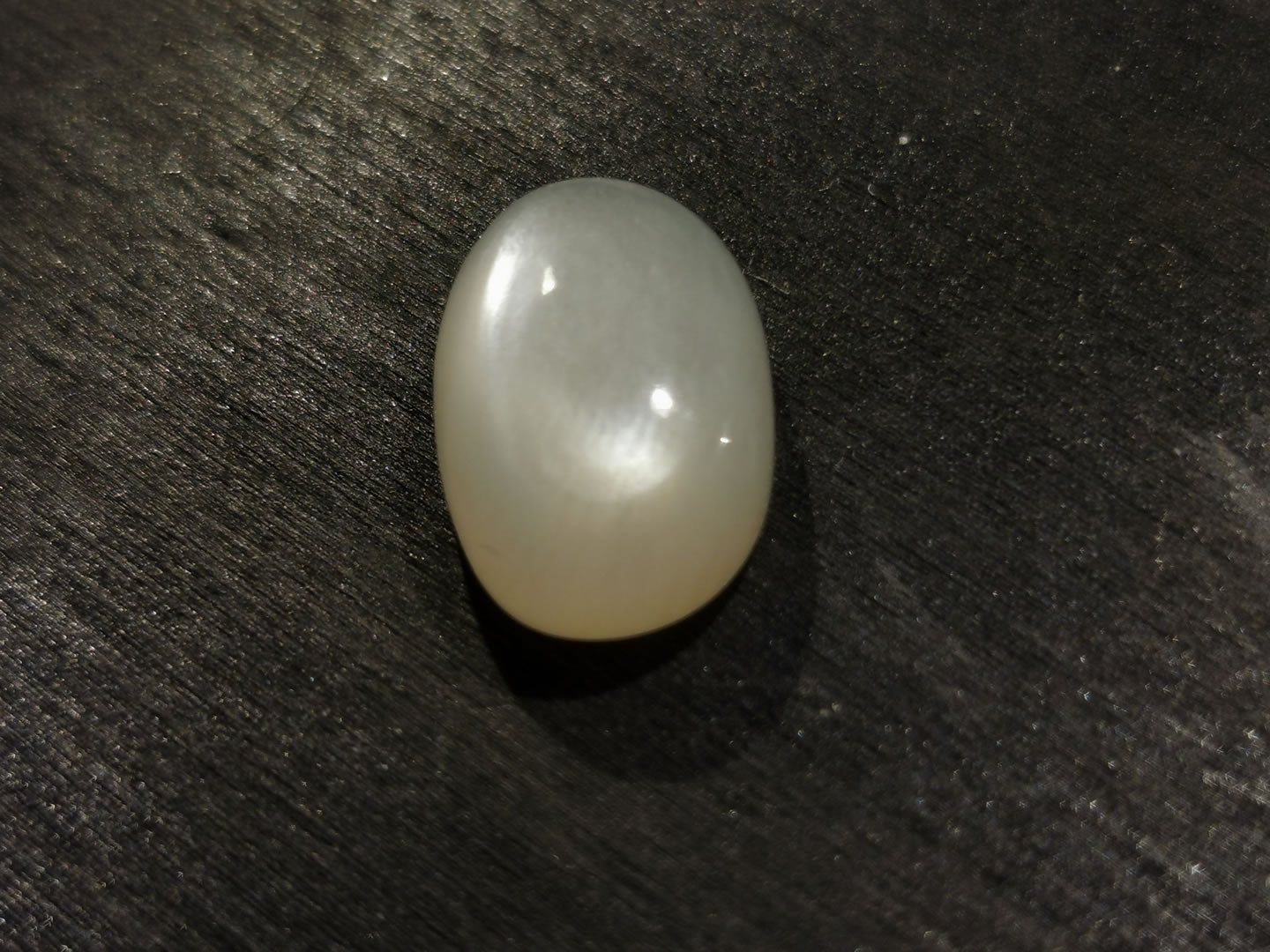 Adularia Pietra di Luna taglio ovale cabochon 9,49 ct