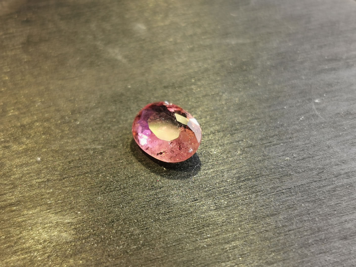 Tormalina taglio ovale 2,14 ct