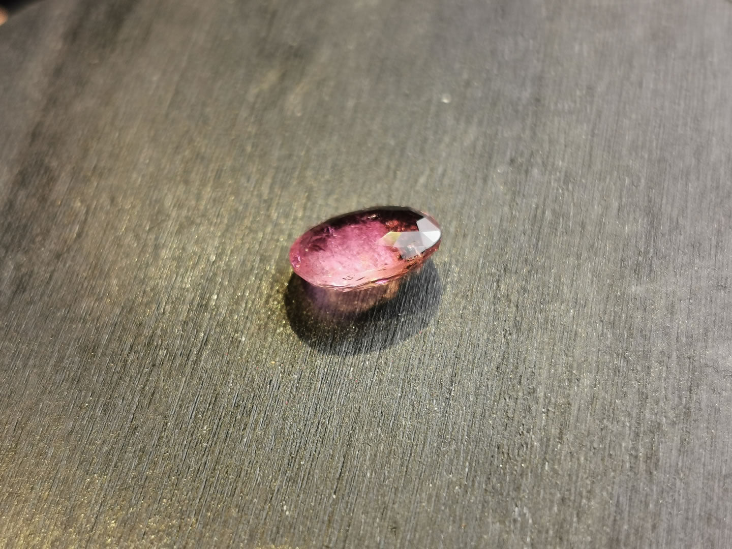Tormalina taglio ovale 2,14 ct