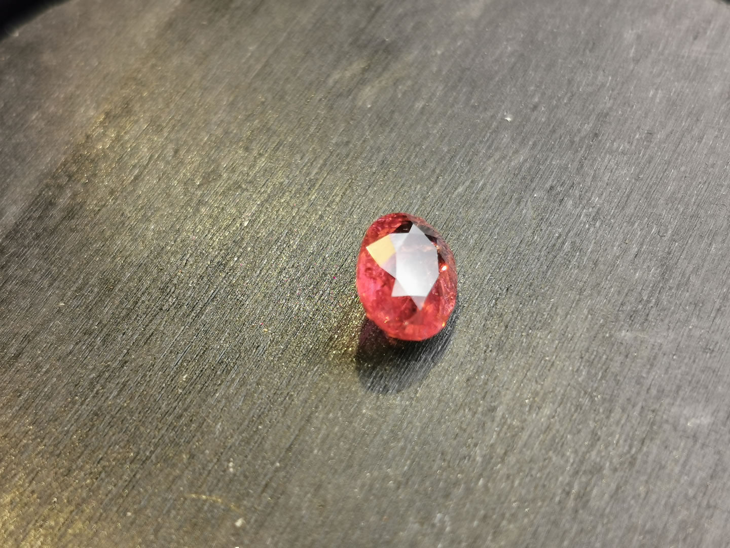 Tormalina taglio ovale 2,11 ct