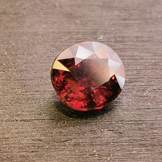 Granato Piropo-Almandino taglio ovale 2,02 ct