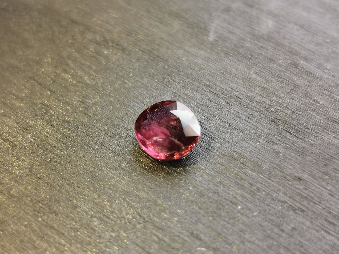 Granato Rodolite taglio cuscino 1,33 ct