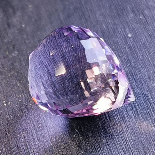 Ametista taglio goccia briolette forata 10,01 ct