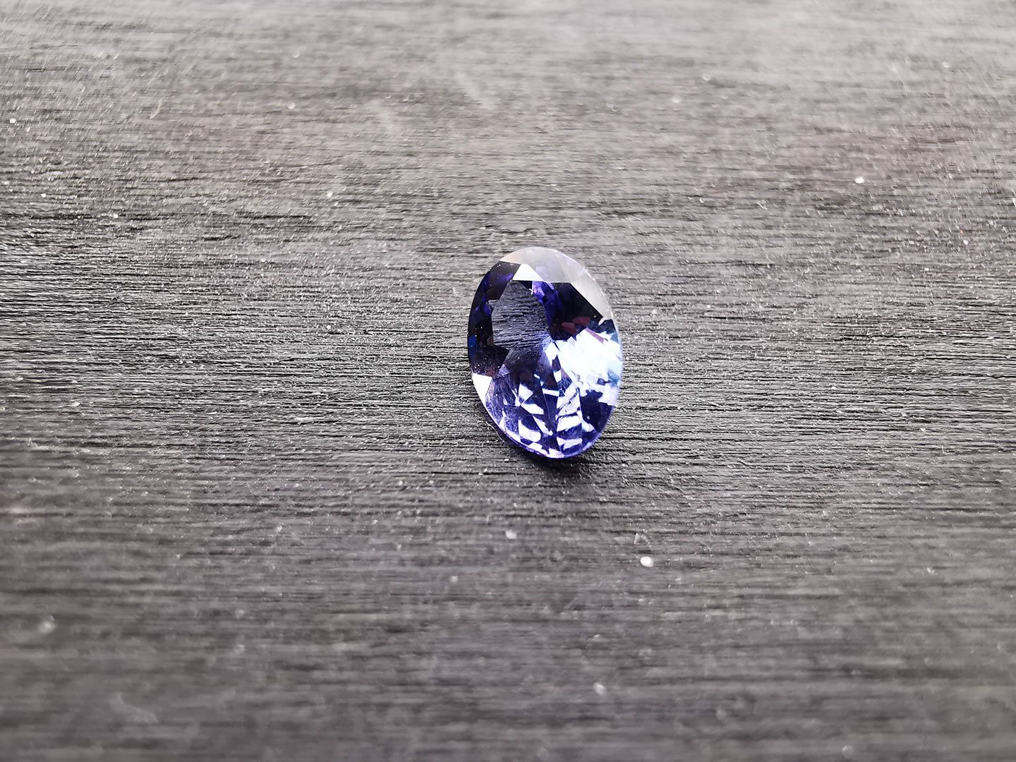 Tanzanite taglio ovale 0,64 ct
