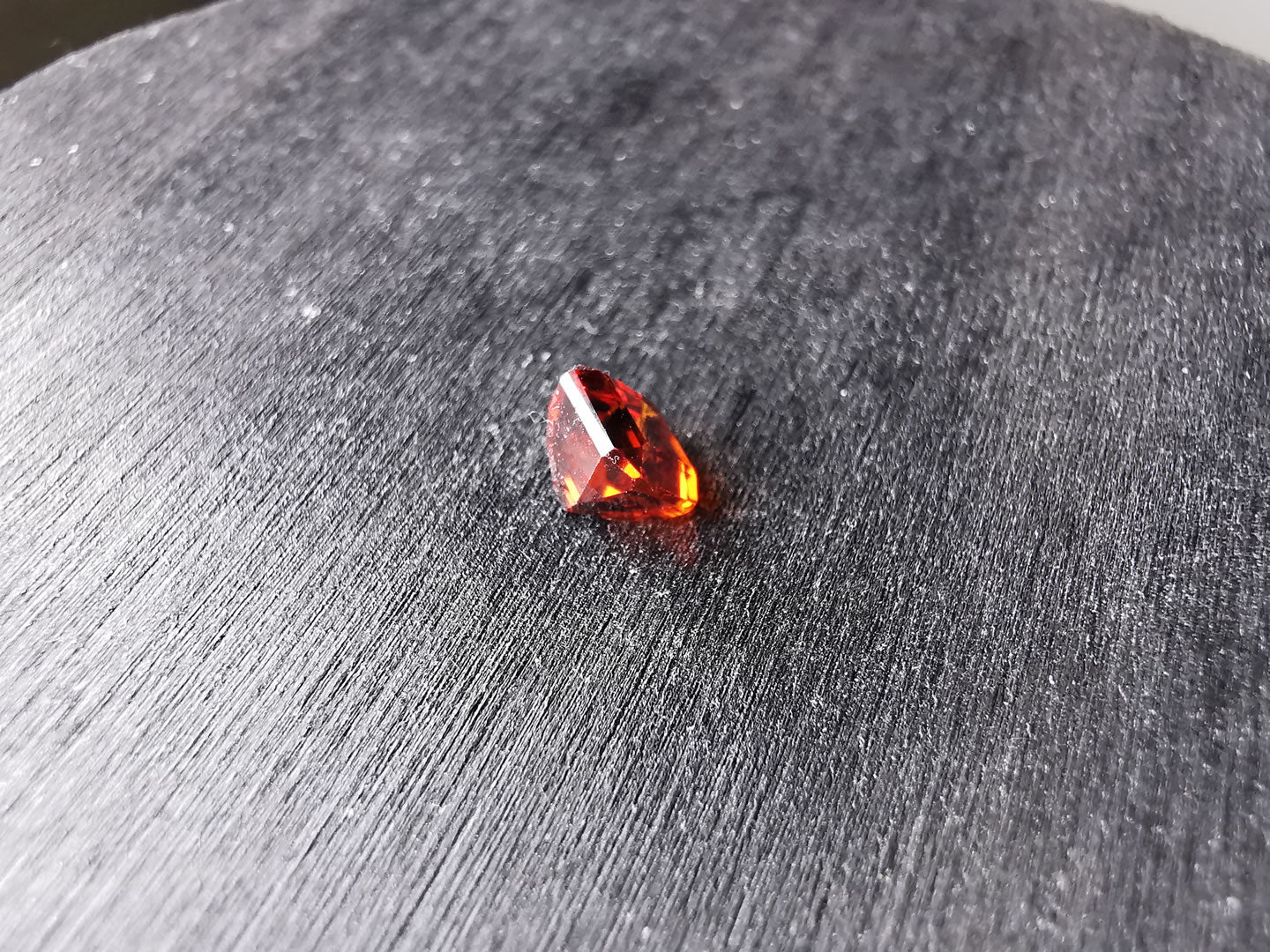 Granato Spessartina taglio ottagonale step cut 0,96 ct