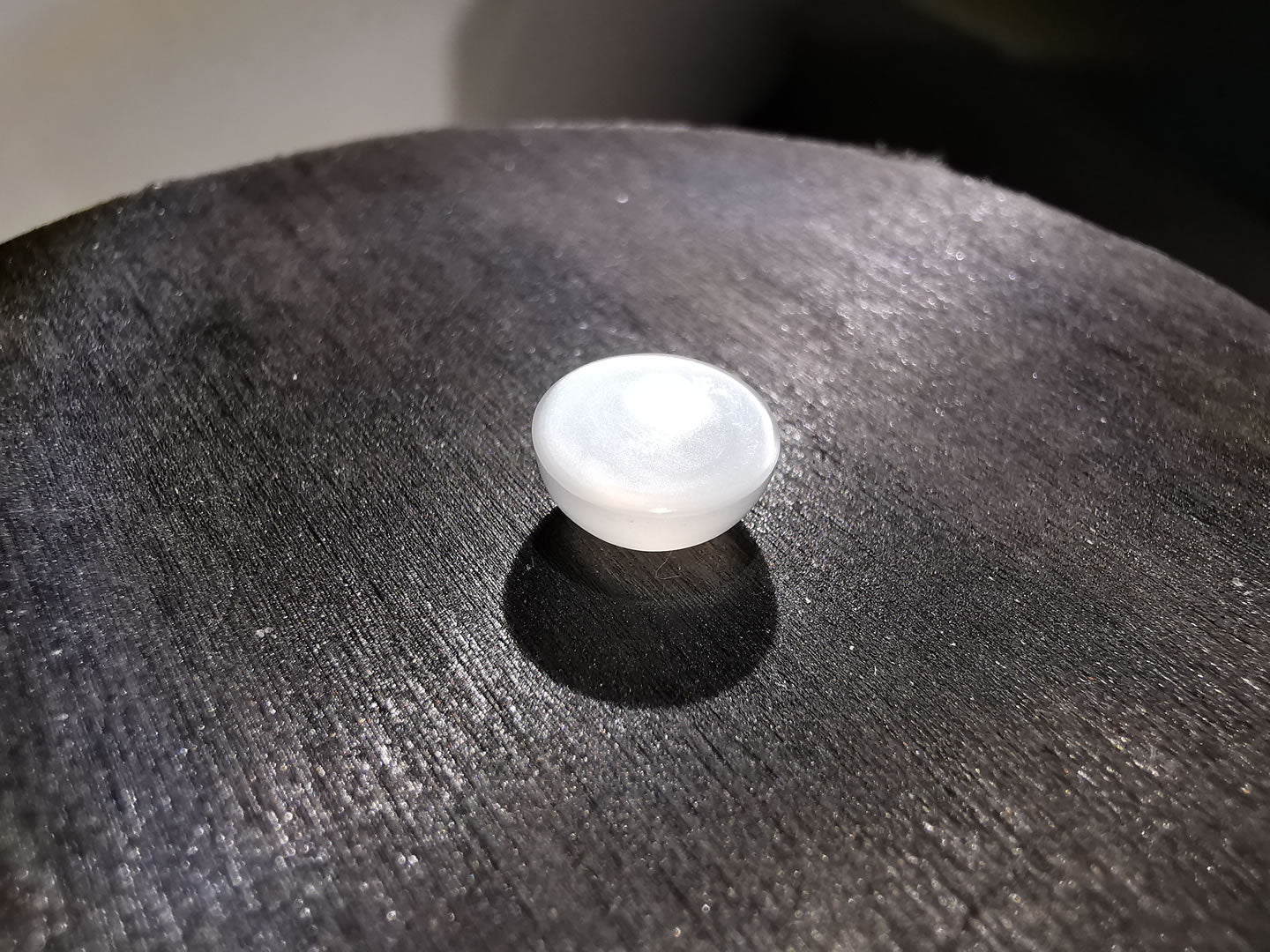 Adularia Pietra di Luna taglio rotondo cabochon 2,89 ct