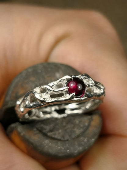 "Bioband" con Rodolite Cabochon