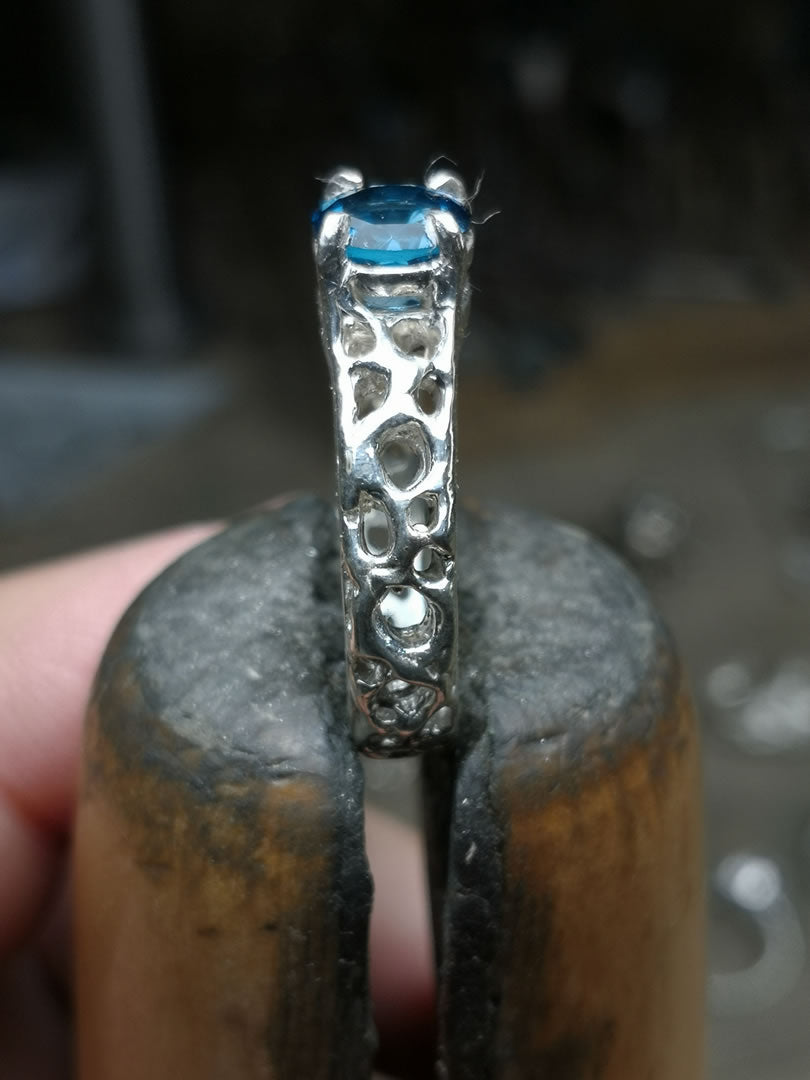 Fede Organica in Argento "BioBand" custom con Topazio London Blue